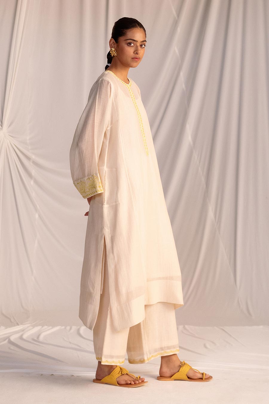 Off-White Embroidered Kurta & Pant Set