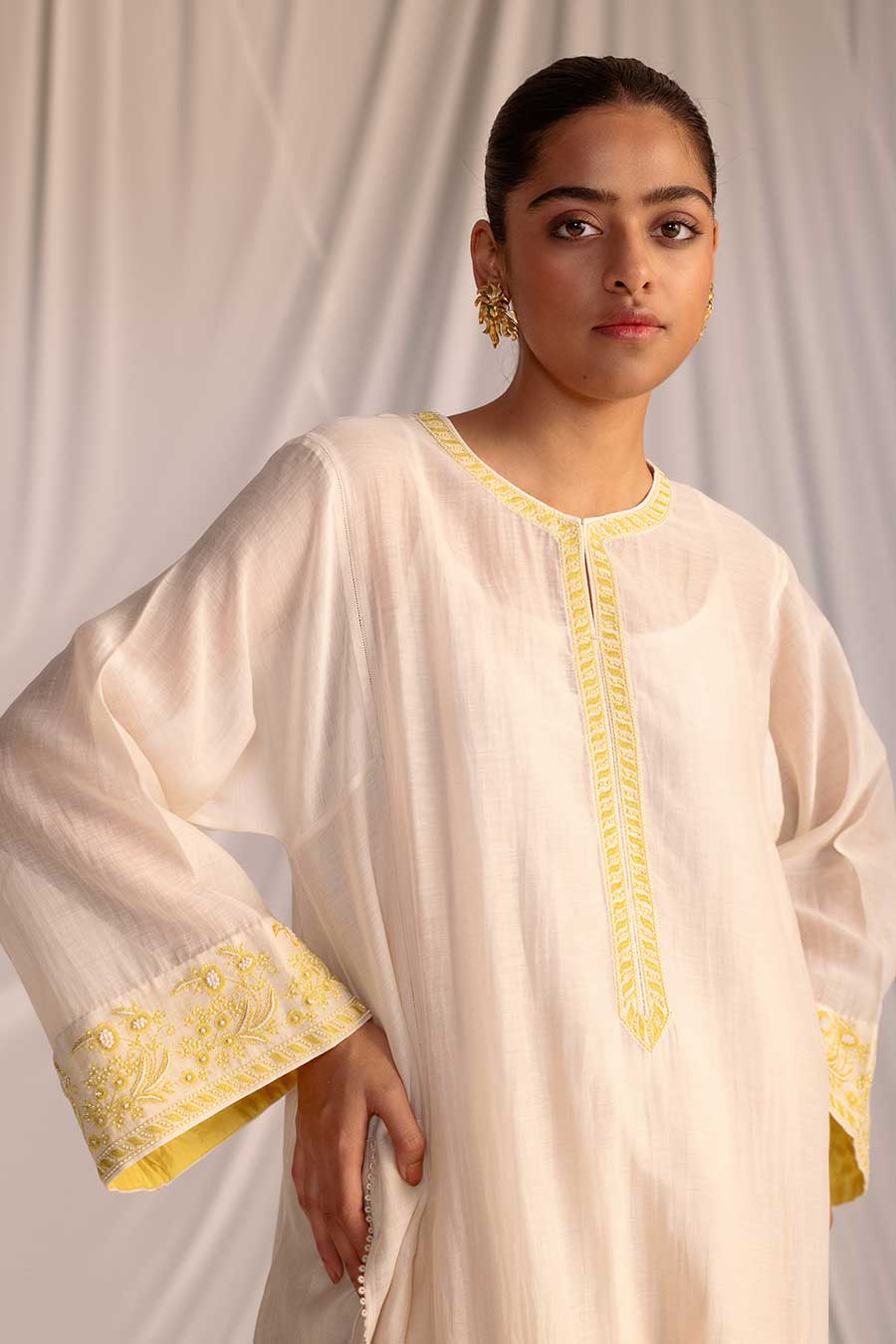 Off-White Embroidered Kurta & Pant Set