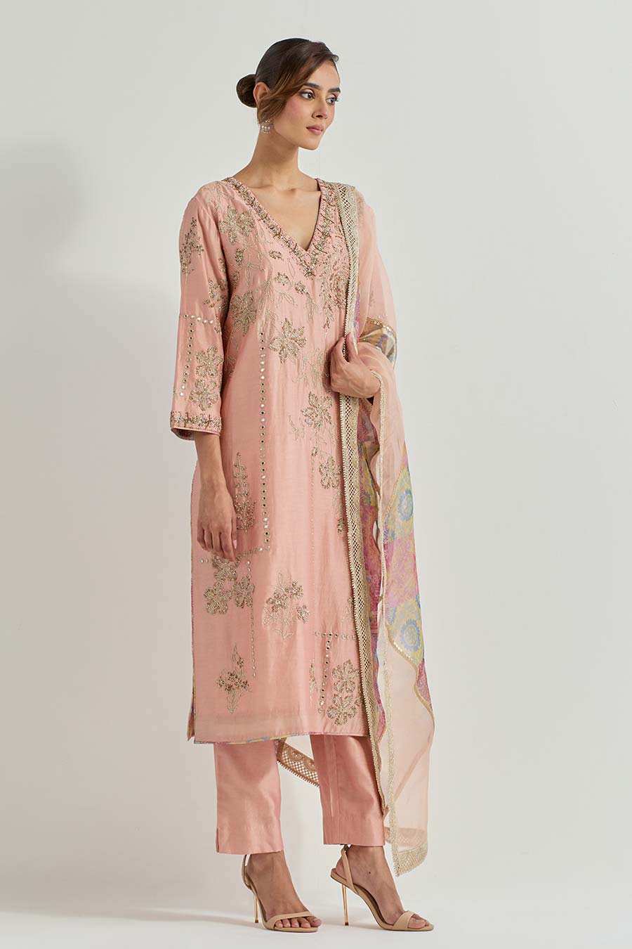 Raeth Pink Chanderi Silk Embellished Kurta Set