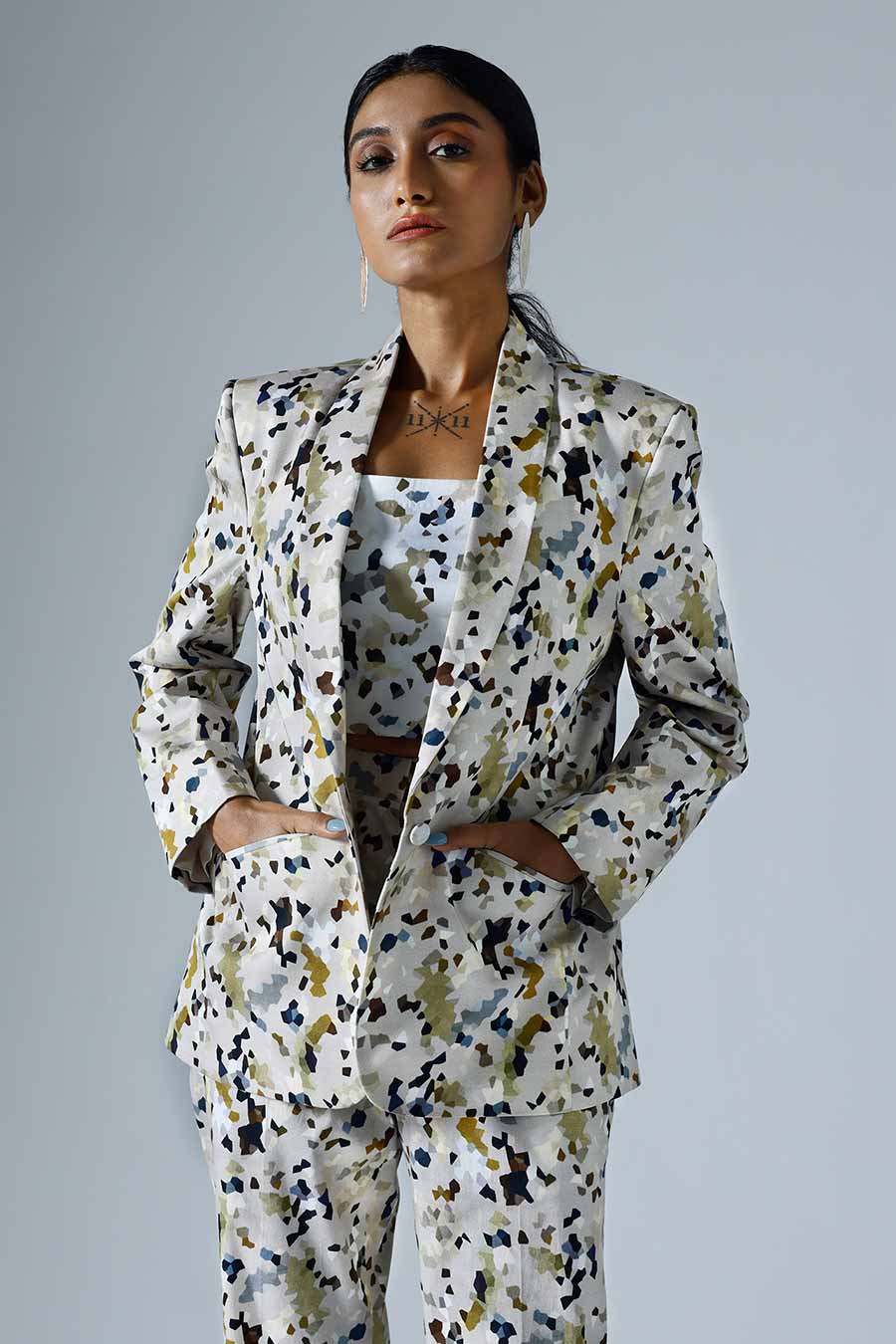 Grey Printed Vivid Pant Suit