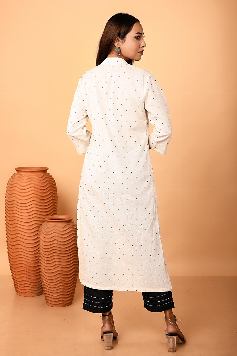 Ivory Linen Hand Embroidered Kurta & Pant Set