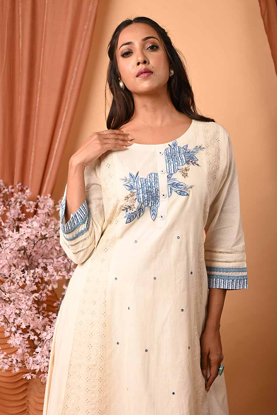 Ivory Contrast Embroidered Kurta Set