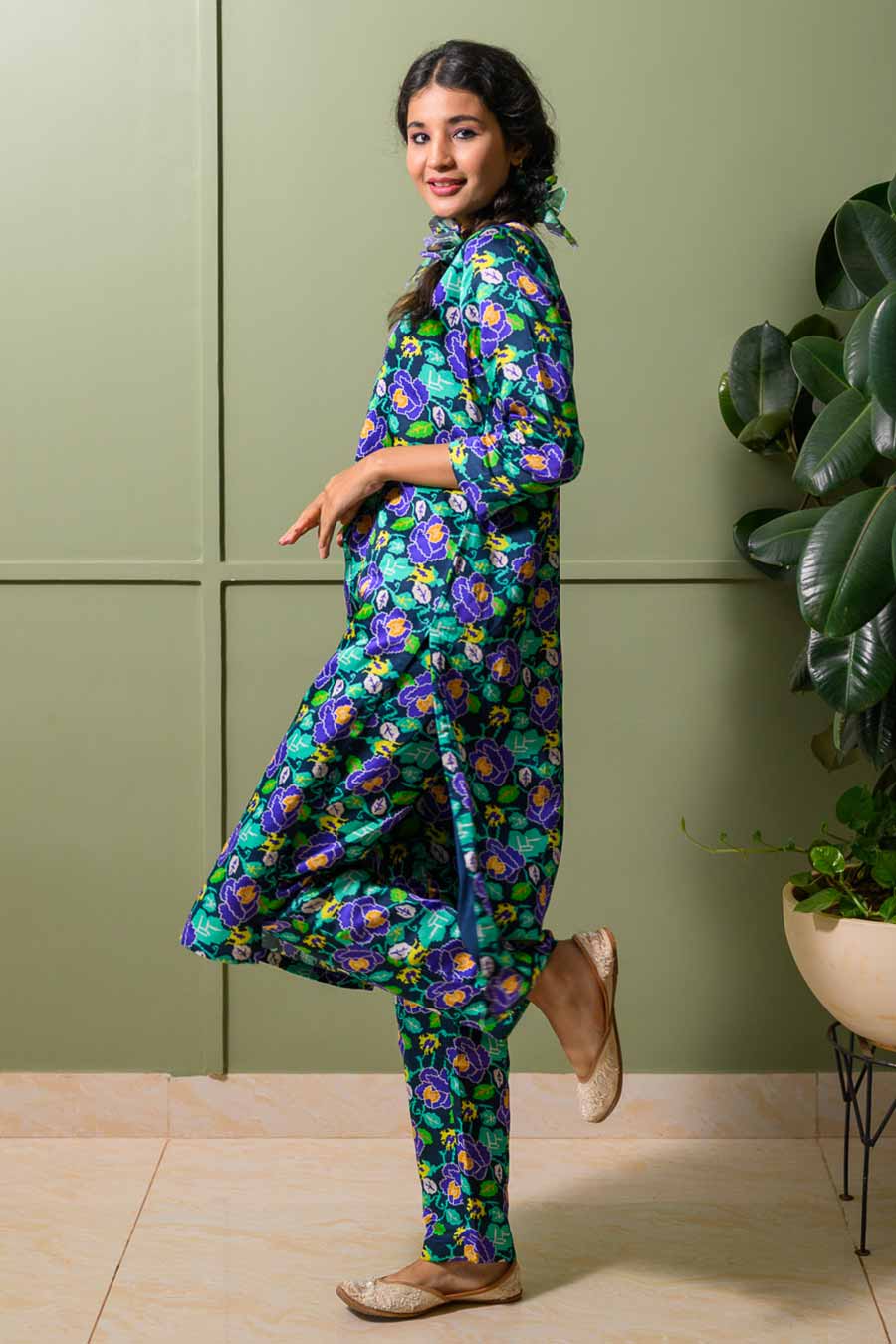 Bluebell Printed Kurta & Pant Set