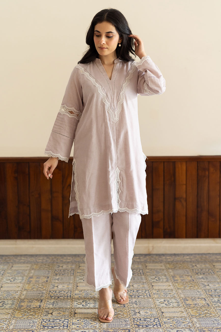 Lilac Lace Embellished Kurta & Pant Set