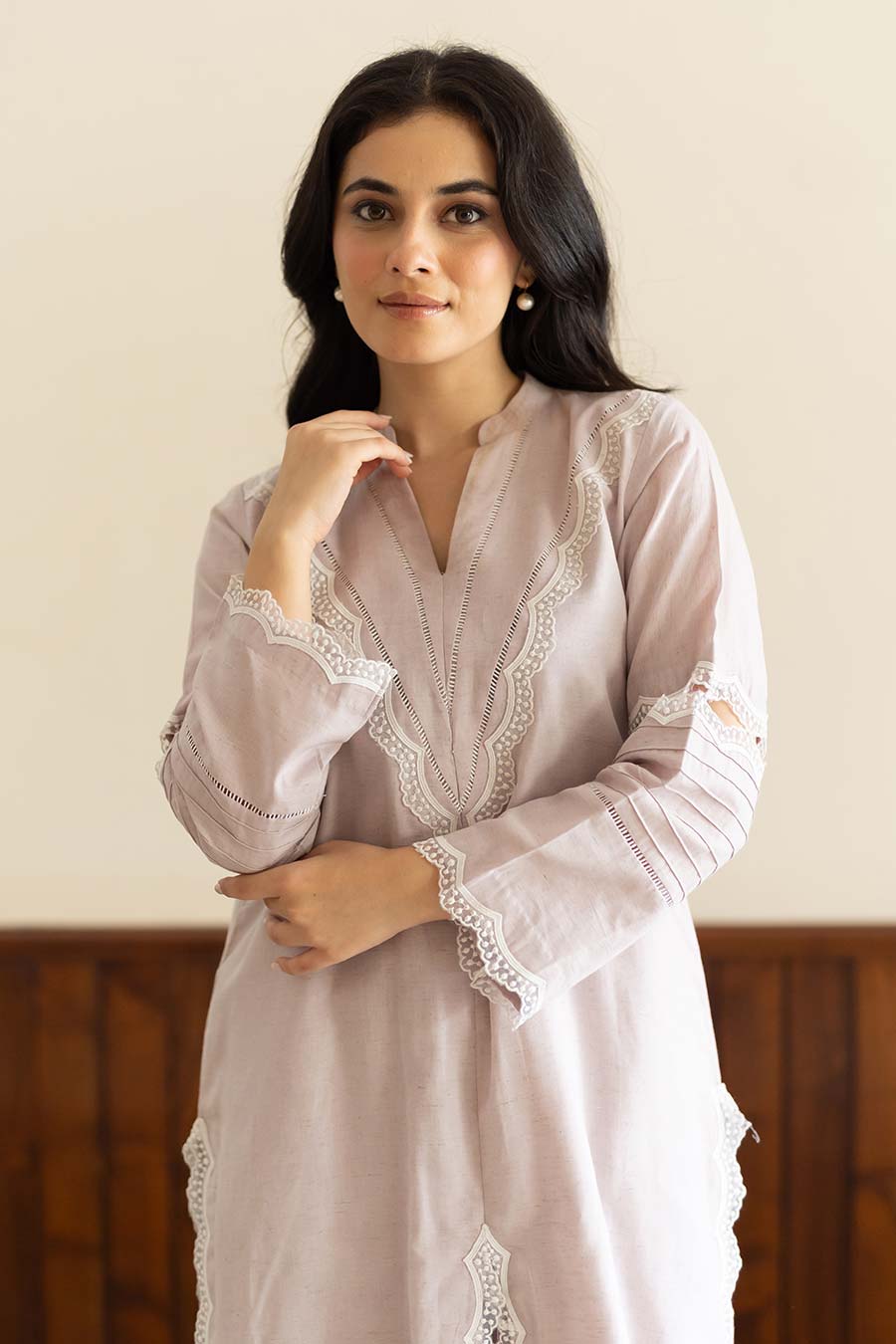 Lilac Lace Embellished Kurta & Pant Set