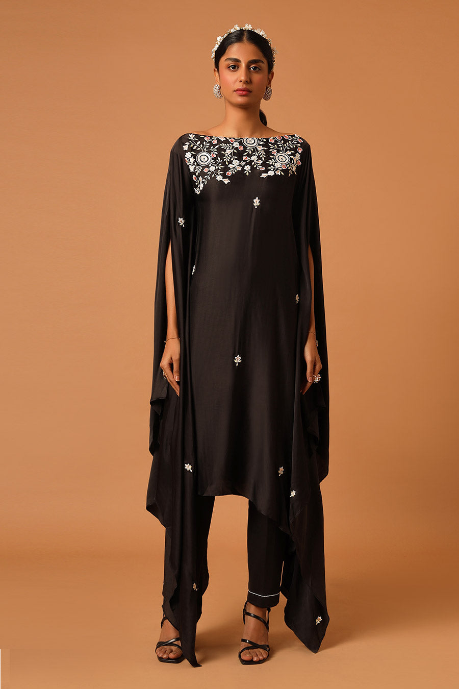 Black Embroidered Kaftan Kurta & Pant Set