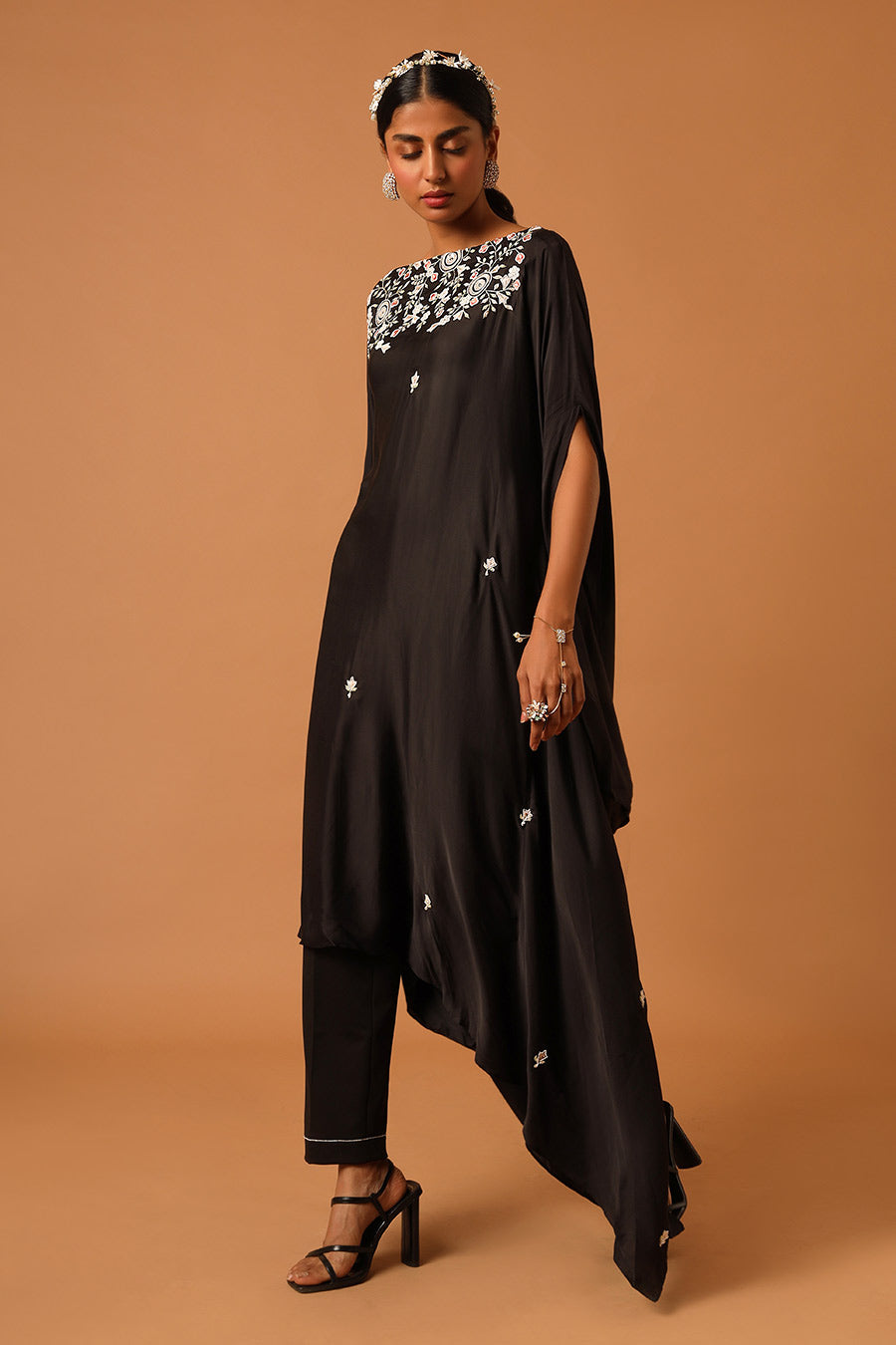 Black Embroidered Kaftan Kurta & Pant Set