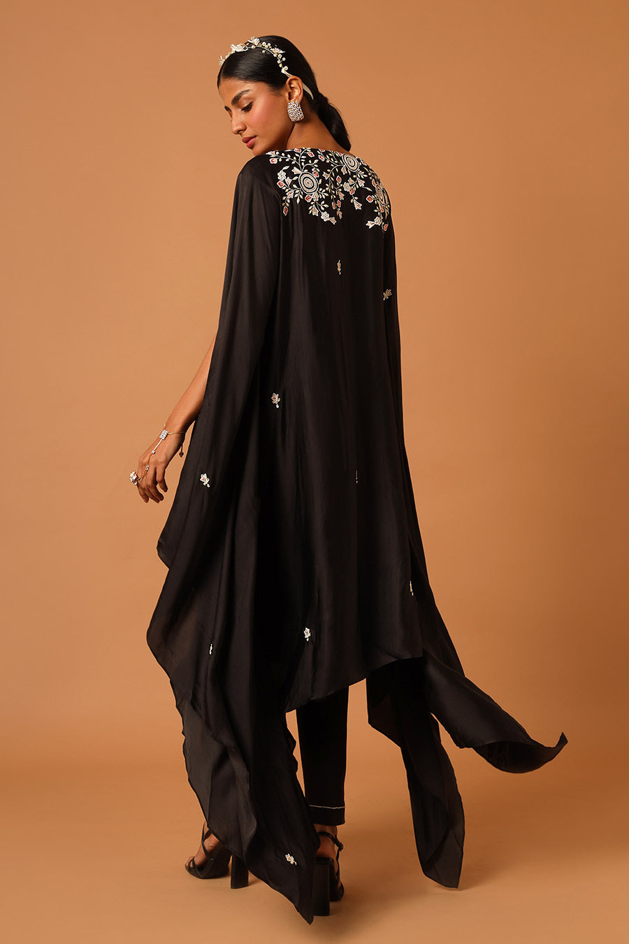 Black Embroidered Kaftan Kurta & Pant Set