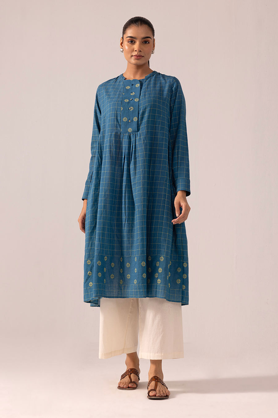 Blue Ira Handwoven Kurta & Pant Set