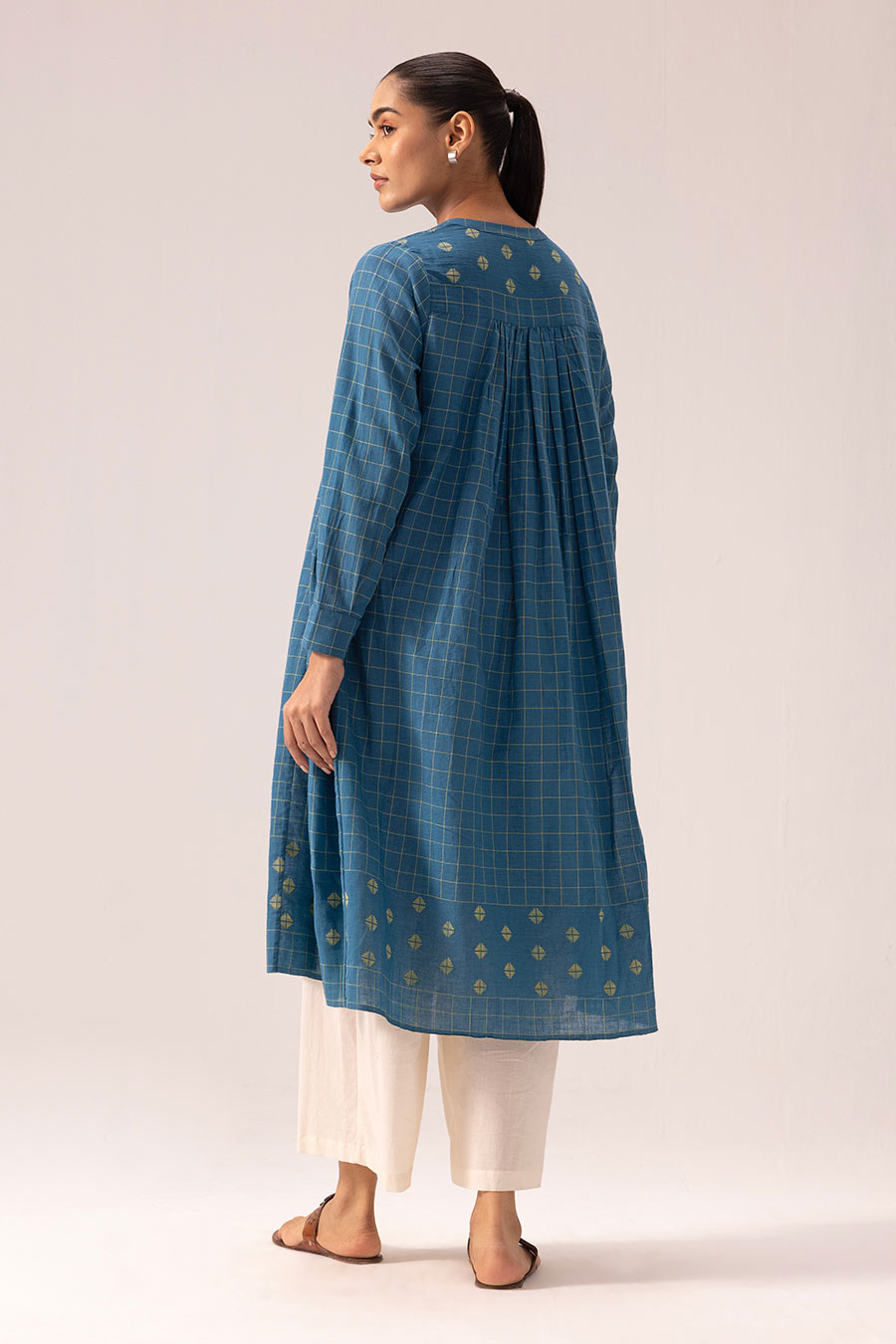 Blue Ira Handwoven Kurta & Pant Set