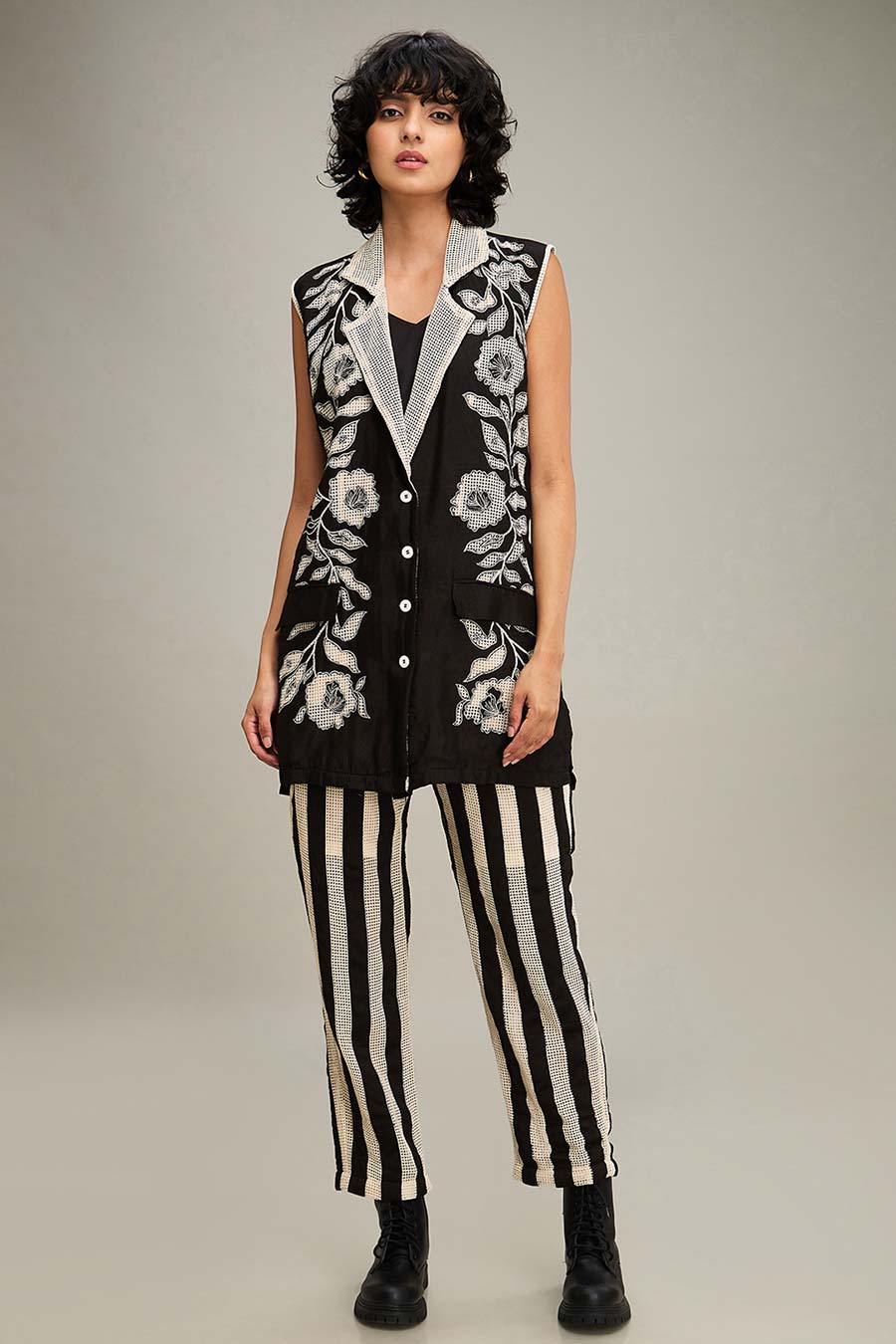 Off-White & Black Zinnia Applique Blazer Top & Pant Set